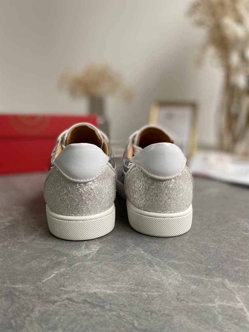 CHRISTIAN LOUBOUTIN LOW TOP SNEAKER - CL160