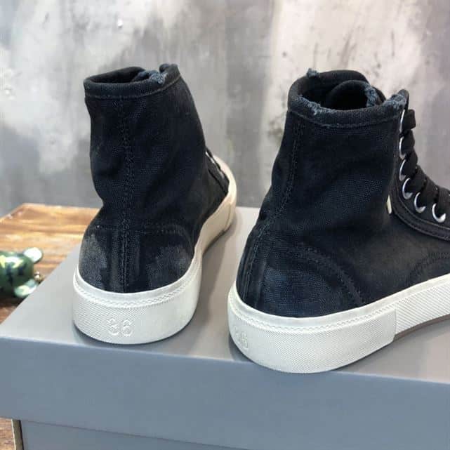 BALENCIAGA MEN'S PARIS HIGH TOP TRAINERS IN BLACK - BB210