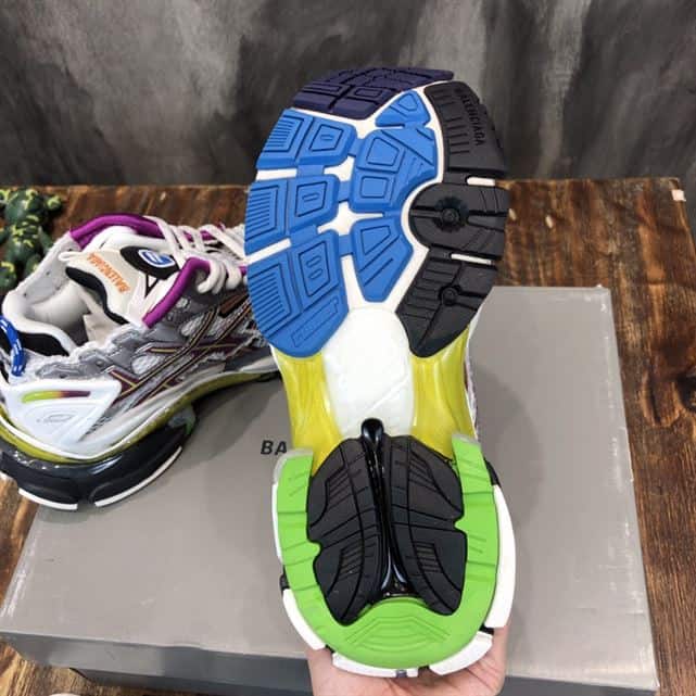 BALENCIAGA MEN'S RUNNER TRAINERS IN GREY - BB207