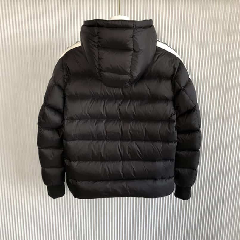 MONCLER JACKET - MJ040