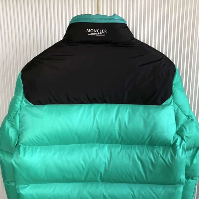 MONCLER JACKET - MJ042