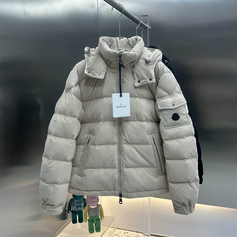 MONCLER JACKET - MJ061