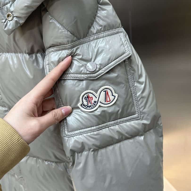 MONCLER JACKET - MJ062
