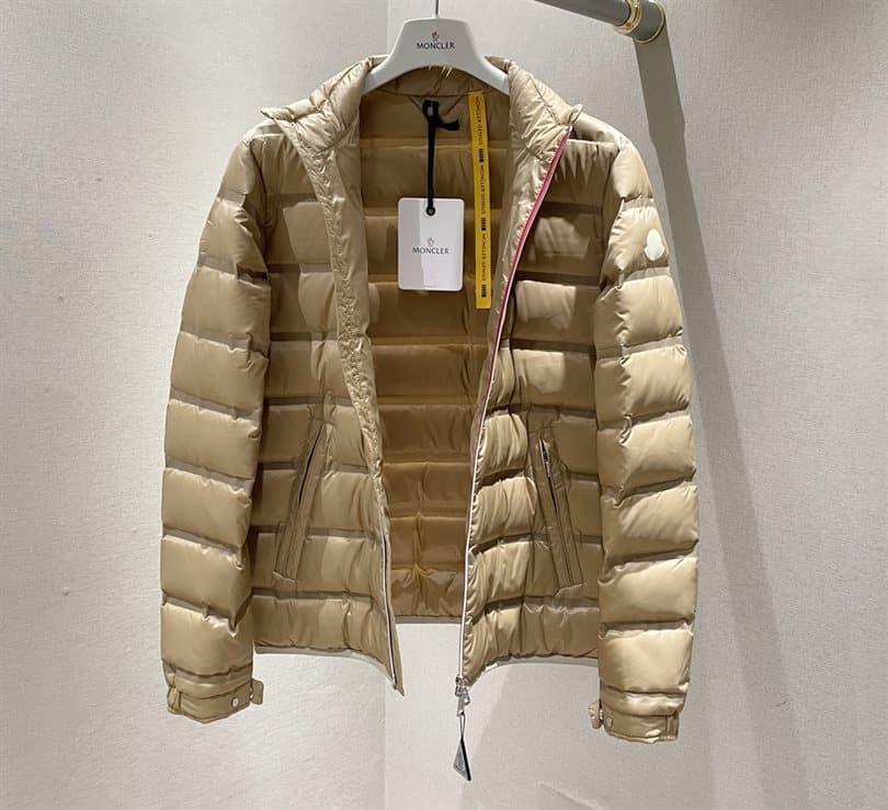 MONCLER JACKET - MJ063