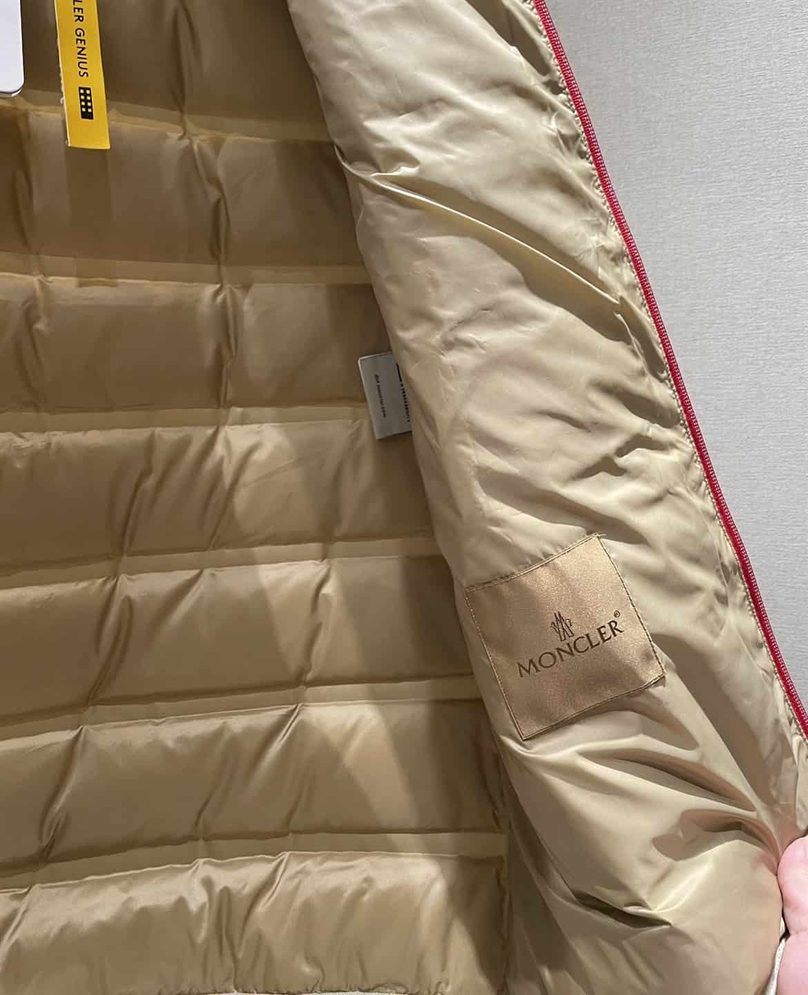 MONCLER JACKET - MJ063