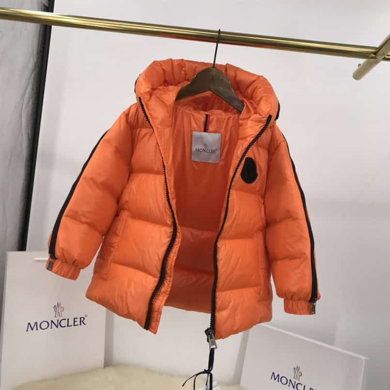 MONCLER JACKET - MJ070