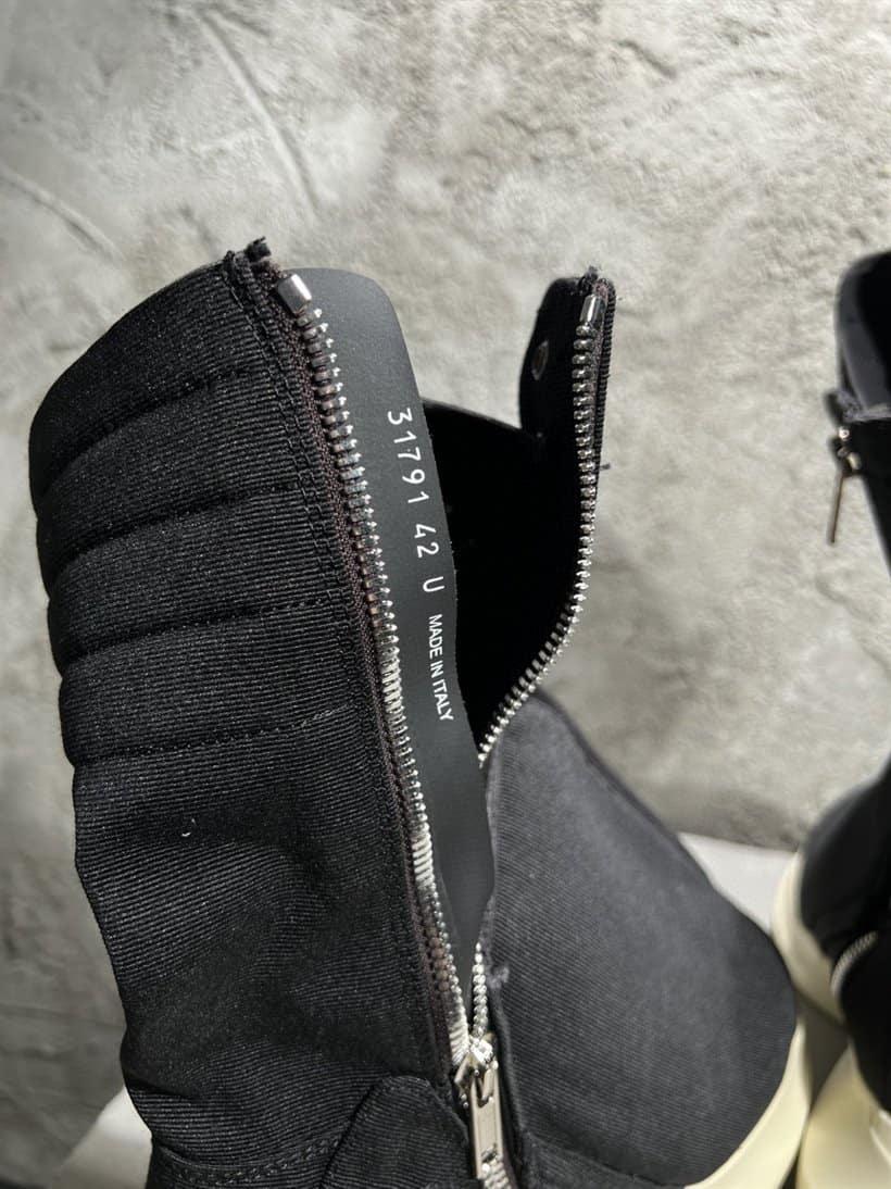 Rick Owens Sneakers - RS001