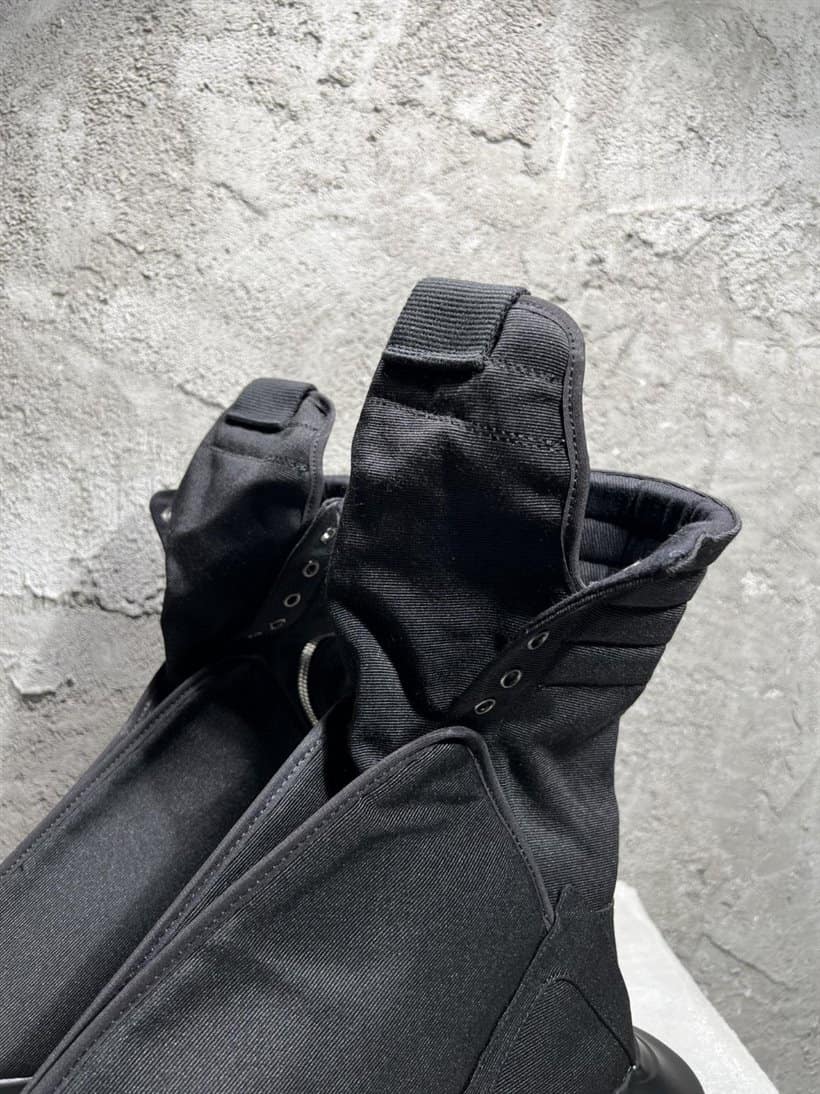 Rick Owens Sneakers - RS001