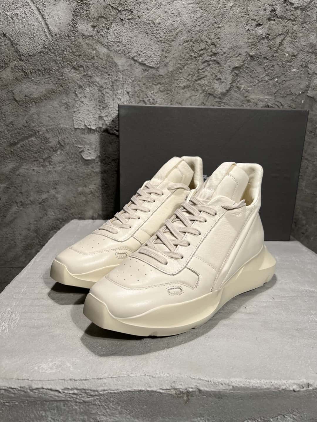 Rick Owens Sneakers - RS001