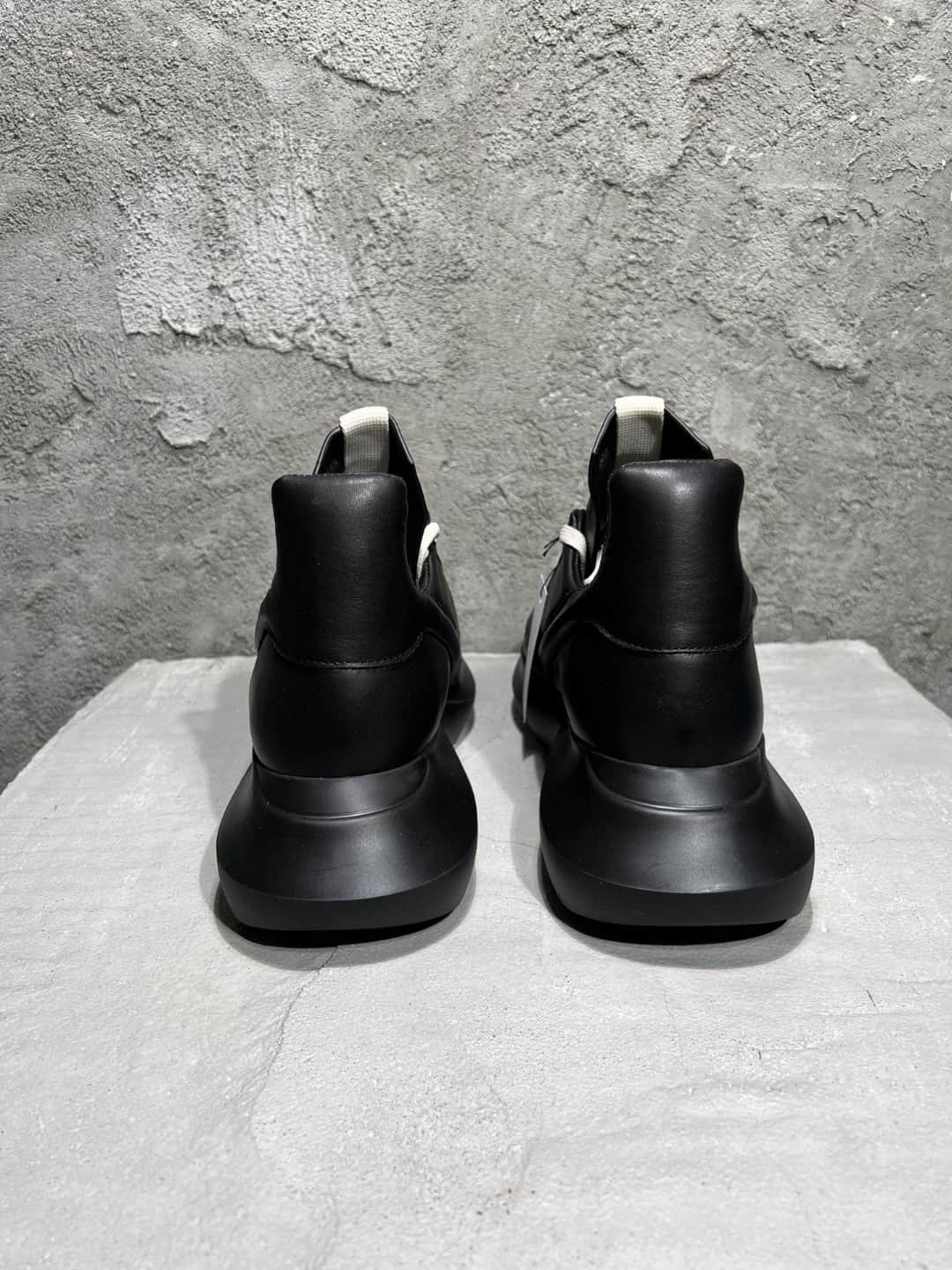 Rick Owens Sneakers - RS001