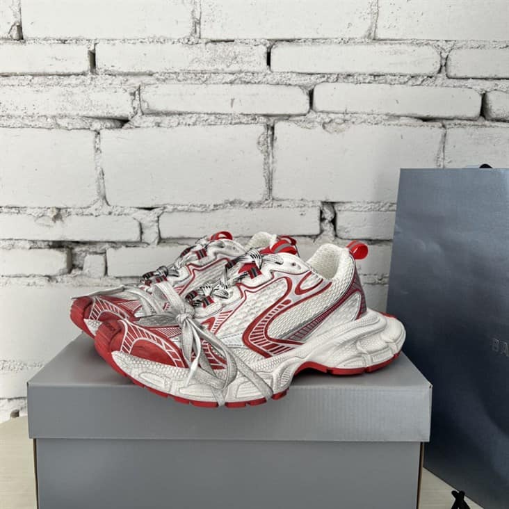 BALENCIAGA MEN'S 3XL TRAINERS - BB212