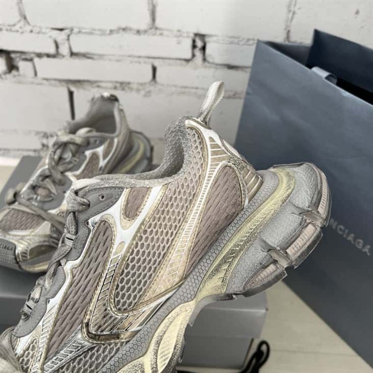 BALENCIAGA MEN'S 3XL TRAINERS - BB214