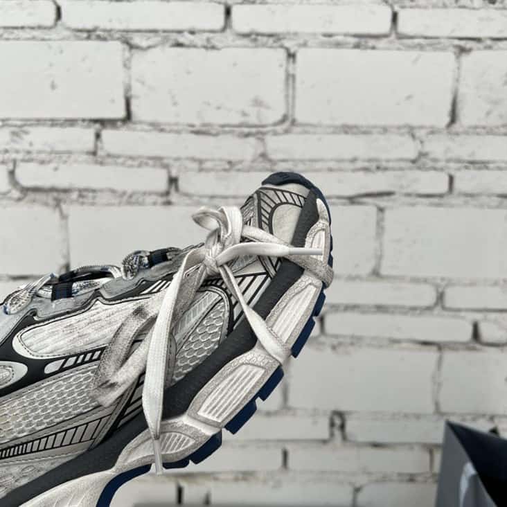 BALENCIAGA MEN'S 3XL TRAINERS - BB217