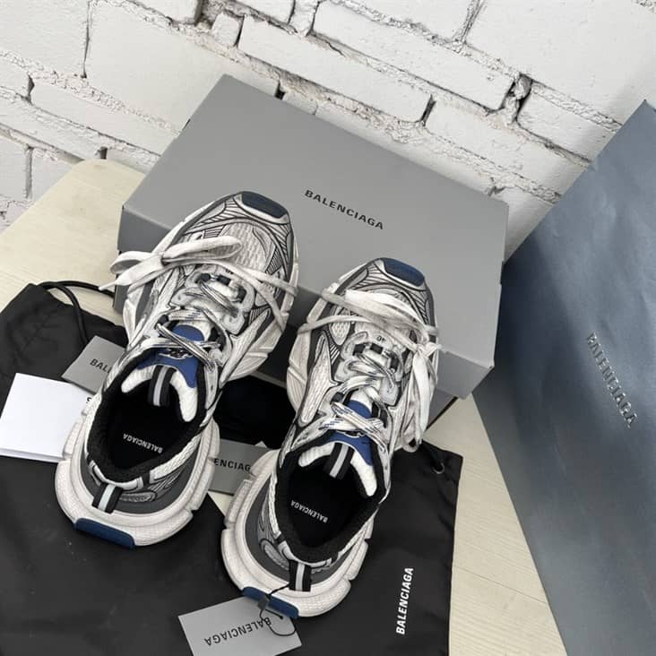 BALENCIAGA MEN'S 3XL TRAINERS - BB217