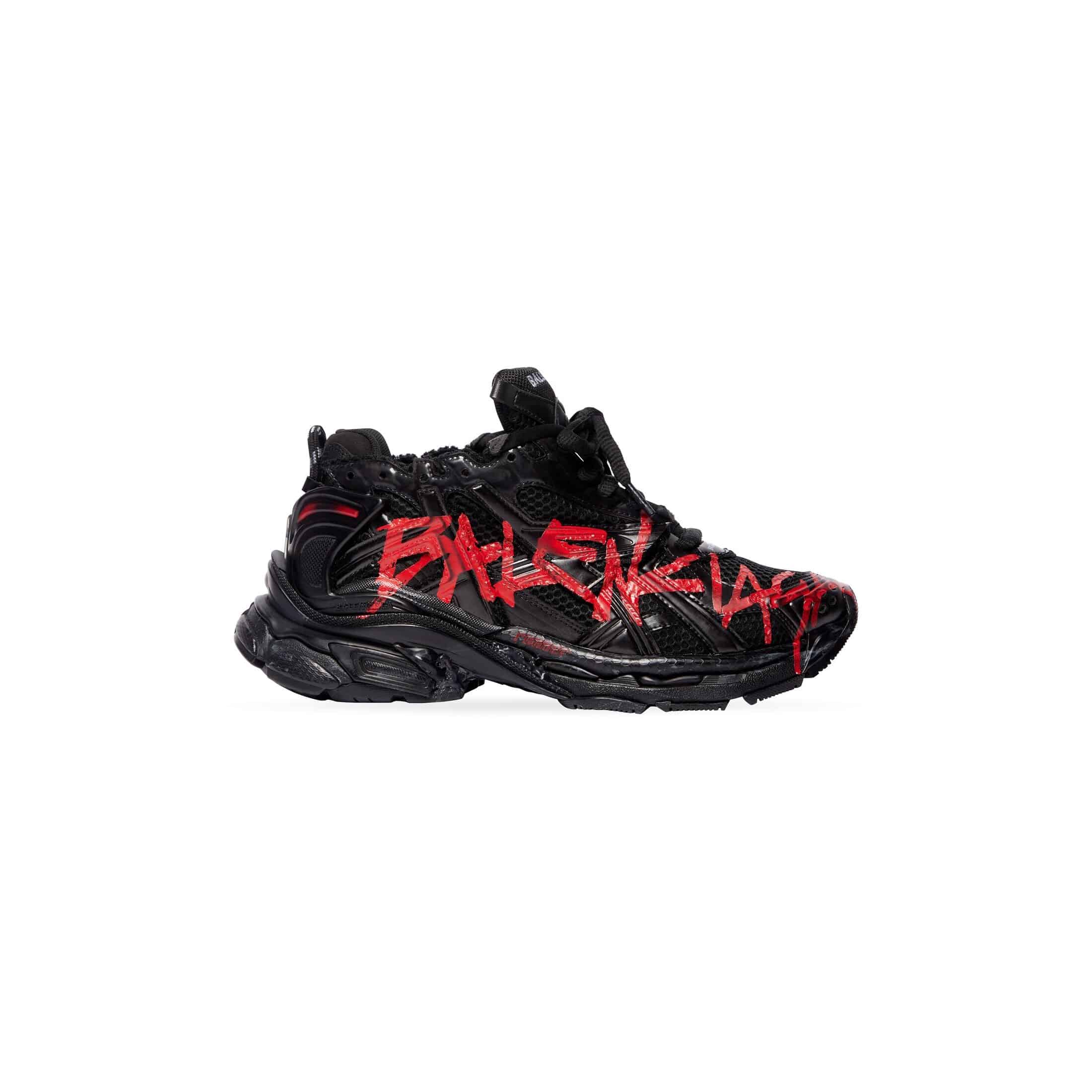 BALENCIAGA MEN'S RUNNER GRAFFITI TRAINERS - BB219