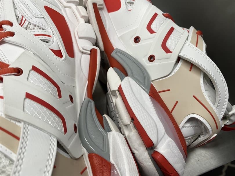 BALENCIAGA MEN'S TRACK TRAINERS - BB221