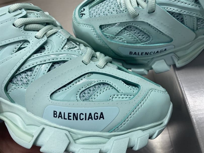 BALENCIAGA MEN'S TRACK TRAINERS - BB222