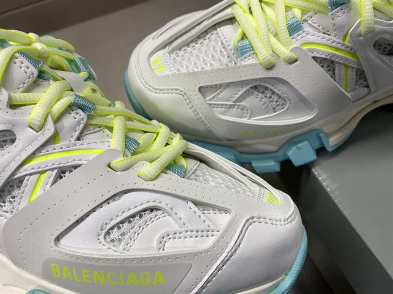 BALENCIAGA MEN'S TRACK TRAINERS - BB223