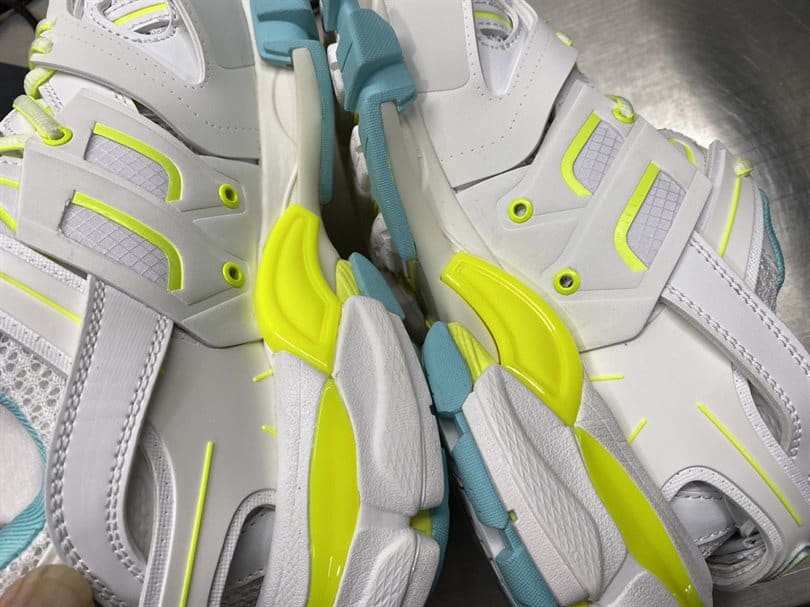 BALENCIAGA MEN'S TRACK TRAINERS - BB223