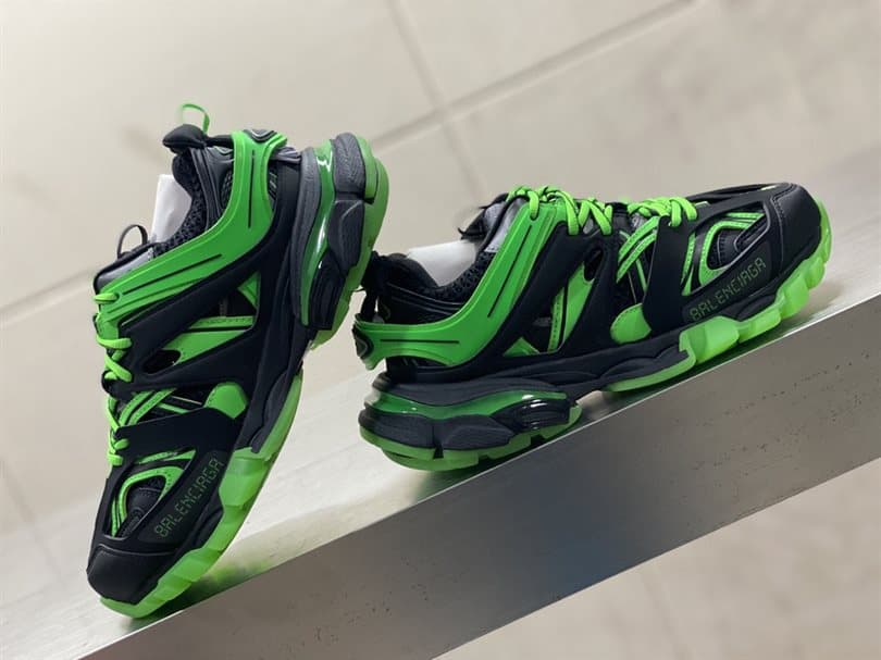 BALENCIAGA MEN'S TRACK TRAINERS - BB224