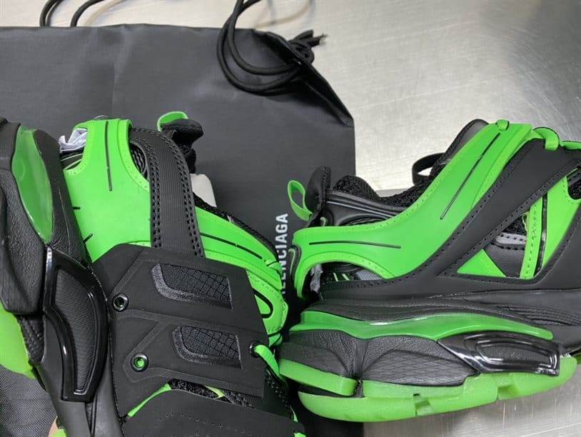 BALENCIAGA MEN'S TRACK TRAINERS - BB224