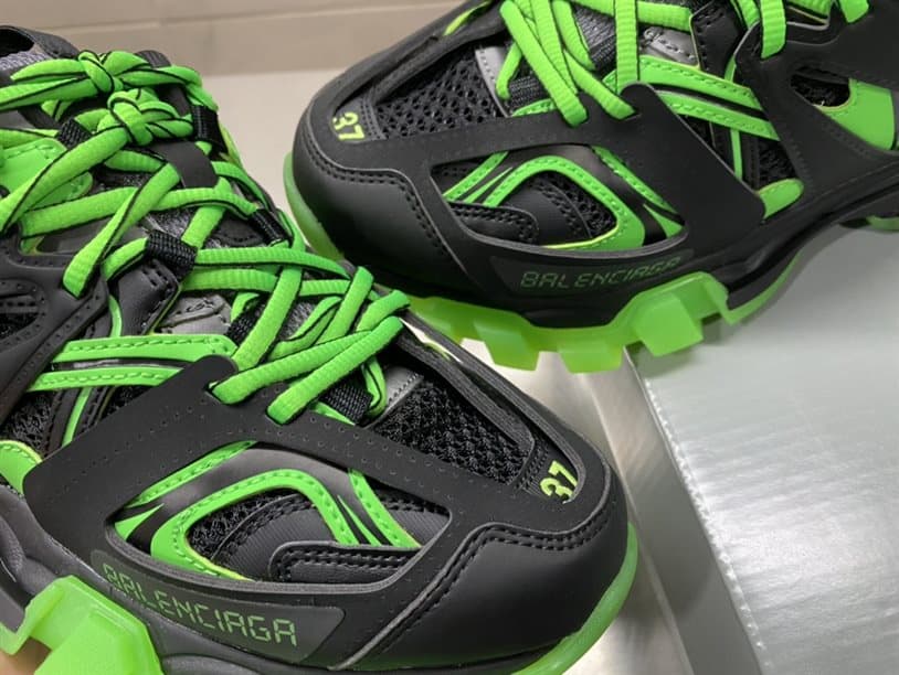 BALENCIAGA MEN'S TRACK TRAINERS - BB224