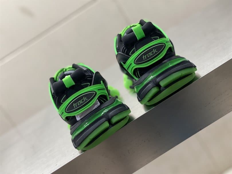 BALENCIAGA MEN'S TRACK TRAINERS - BB224