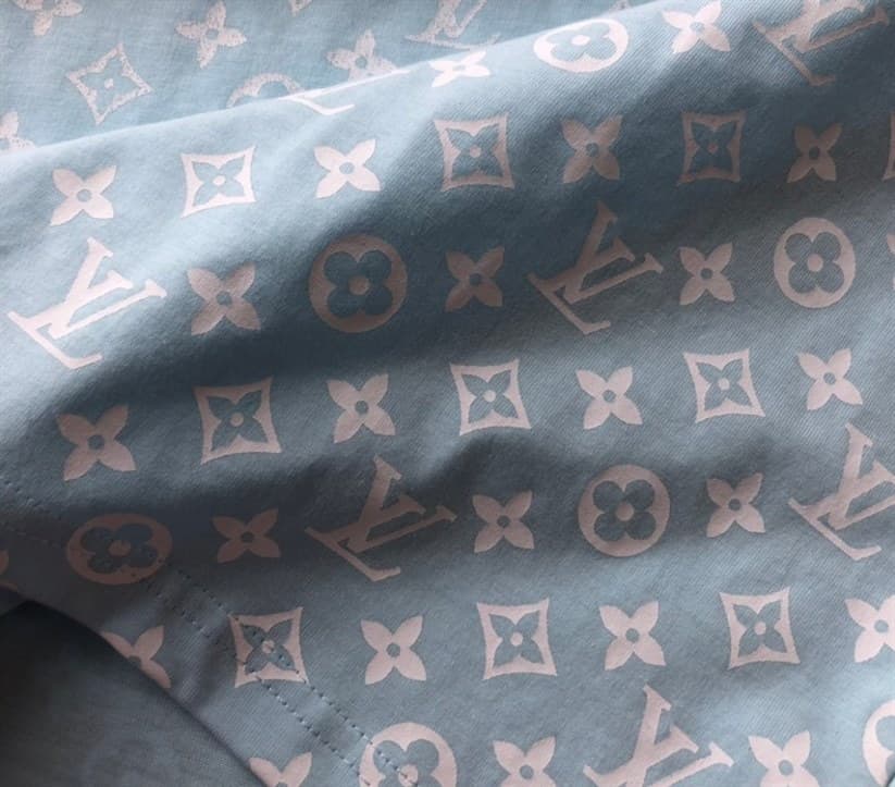 LOUIS VUITTON MONOGRAM GRADIENT T-SHIRT - LV16