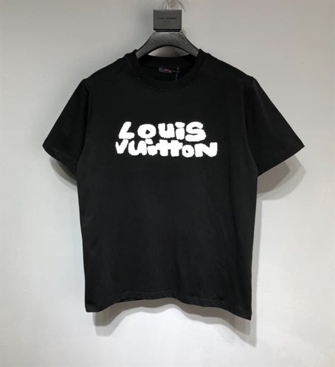 LOUIS VUITTON T-SHIRT - LV19