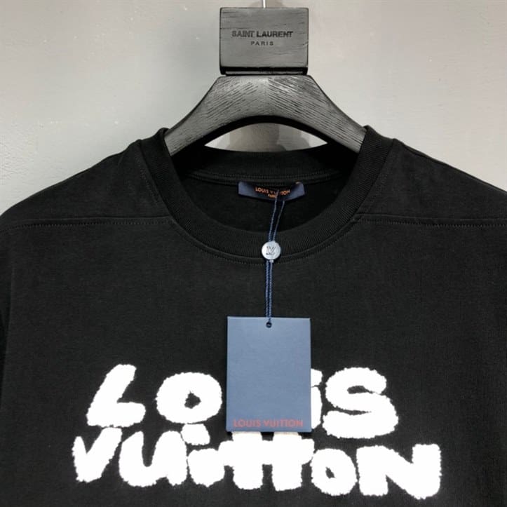 LOUIS VUITTON T-SHIRT - LV19