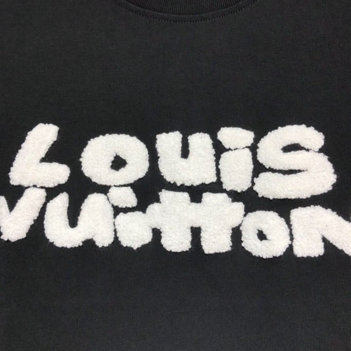 LOUIS VUITTON T-SHIRT - LV19