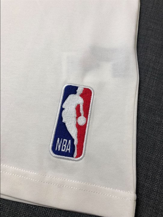 LOUIS VUITTON T-SHIRT - LV21