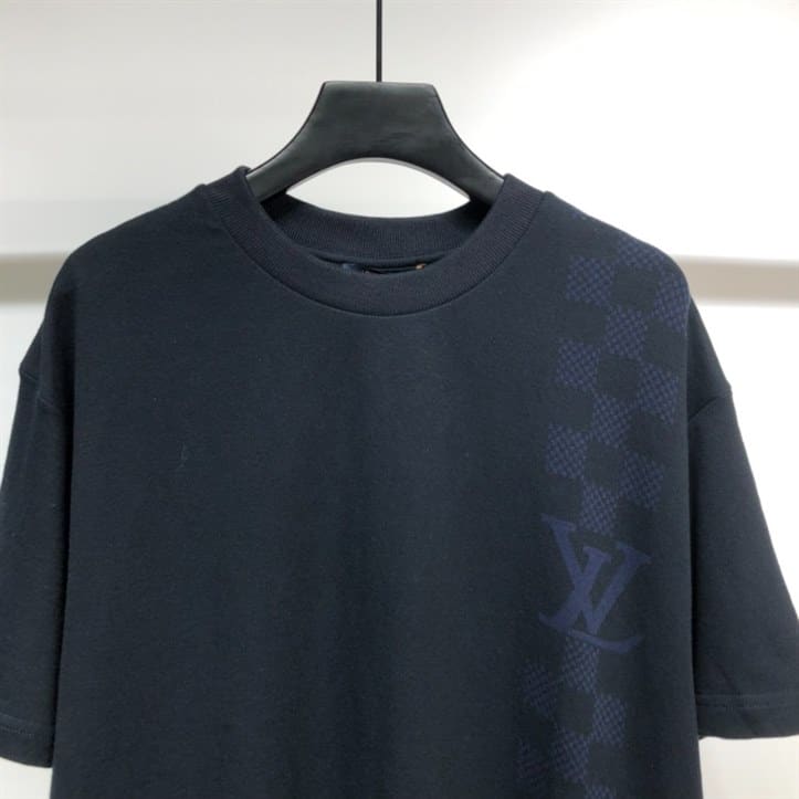 LOUIS VUITTON T-SHIRT - LV22