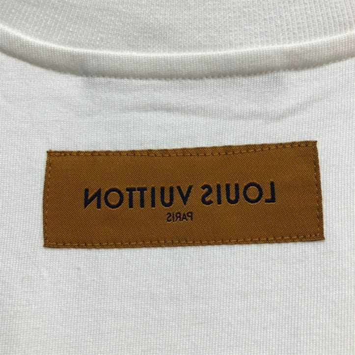 LOUIS VUITTON T-SHIRT - LV23