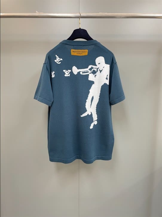 LOUIS VUITTON T-SHIRT - LV26