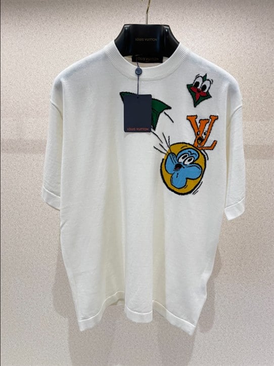 LOUIS VUITTON T-SHIRT - LV28