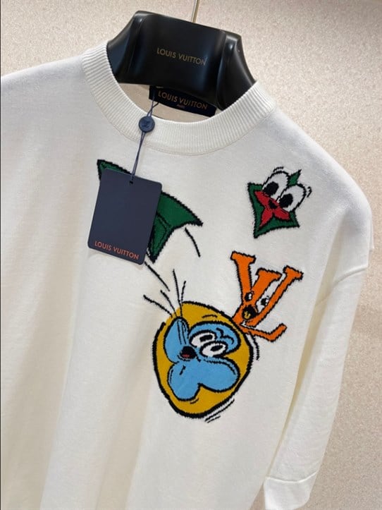 LOUIS VUITTON T-SHIRT - LV28