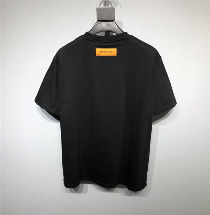 LOUIS VUITTON T-SHIRT - LV31