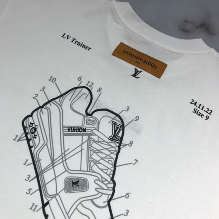 LOUIS VUITTON T-SHIRT - LV33