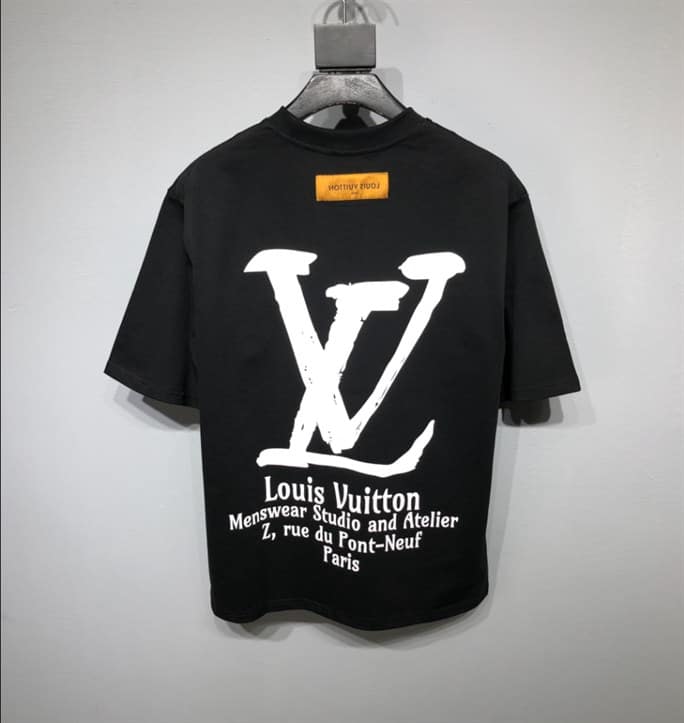 LOUIS VUITTON T-SHIRT - LV37