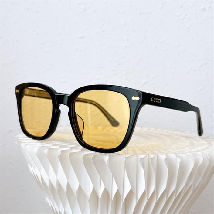 GUCCI SUNGLASSES - GST02