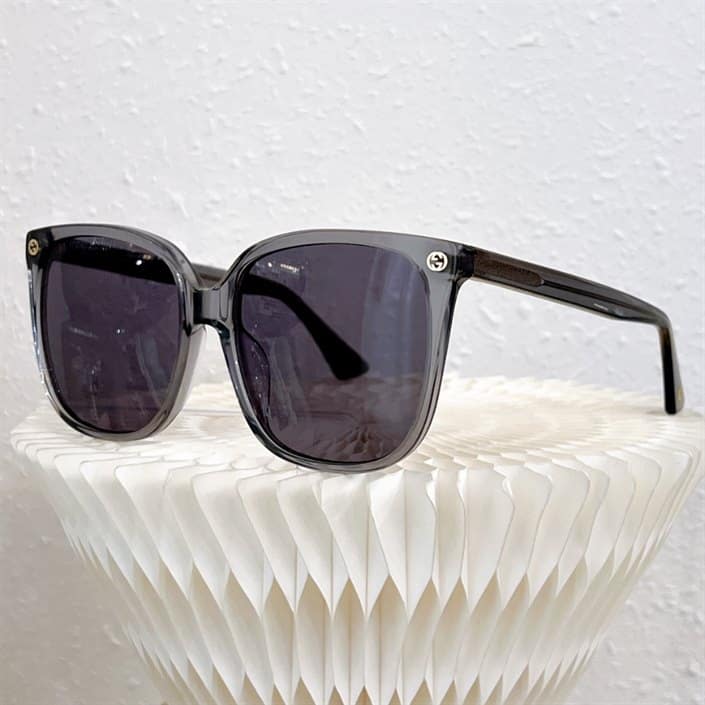 GUCCI SUNGLASSES - GST04