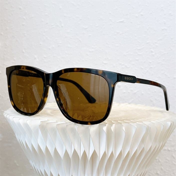 GUCCI SUNGLASSES - GST05