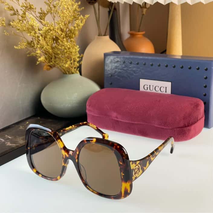 GUCCI SUNGLASSES - GST06
