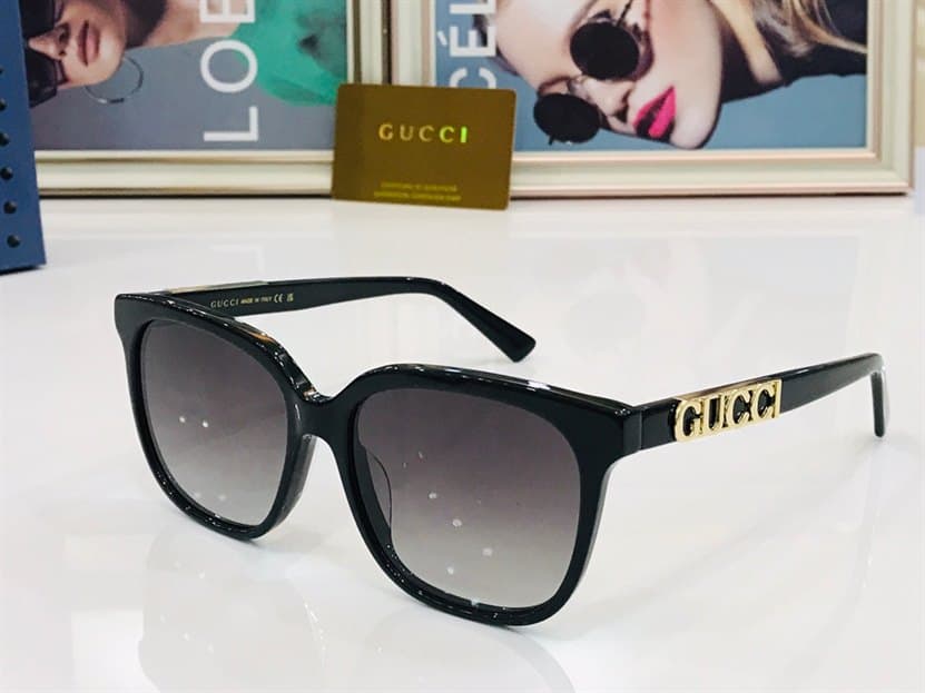 GUCCI SUNGLASSES - GST11
