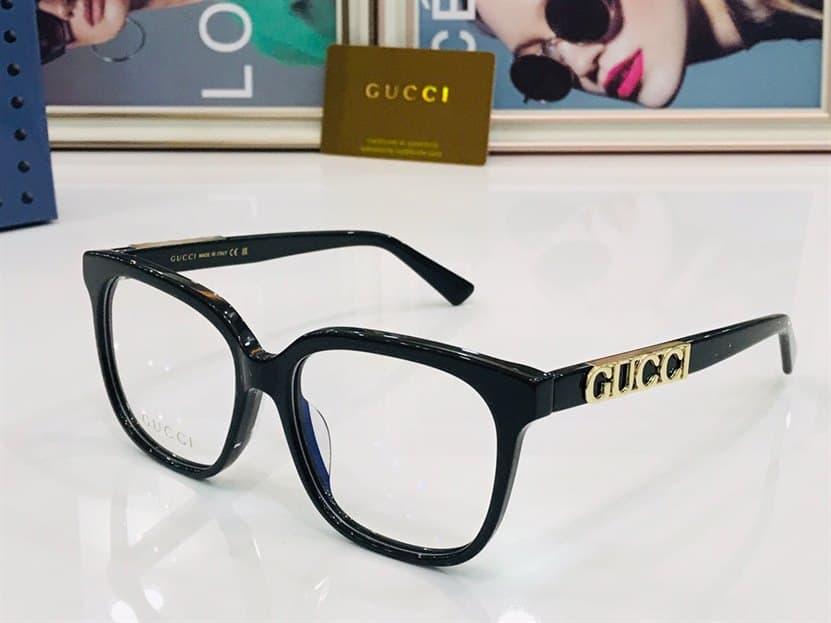 GUCCI SUNGLASSES - GST11