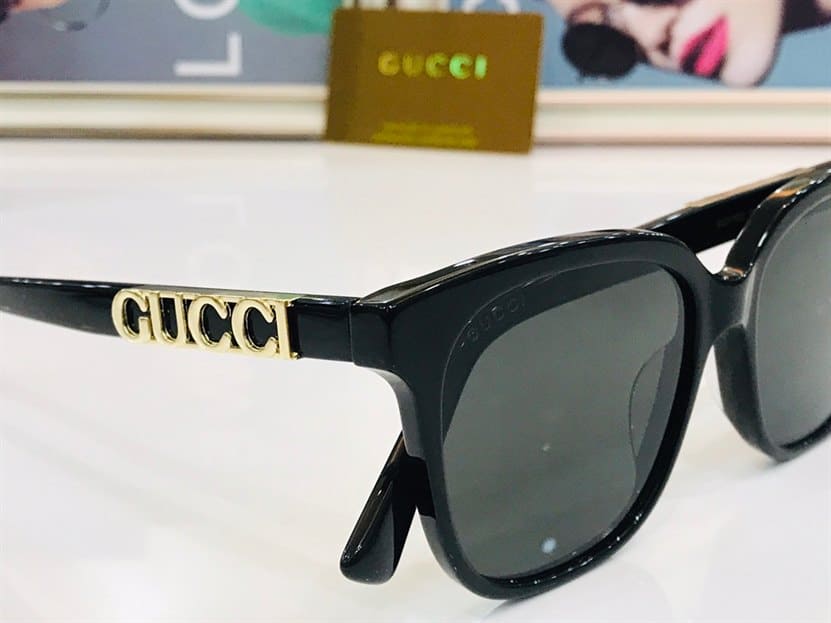 GUCCI SUNGLASSES - GST11