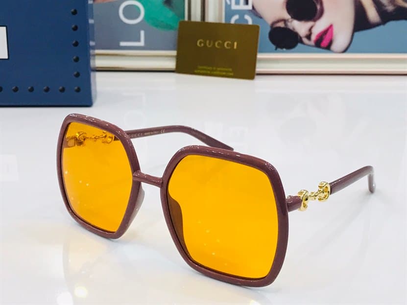 GUCCI SUNGLASSES - GST12