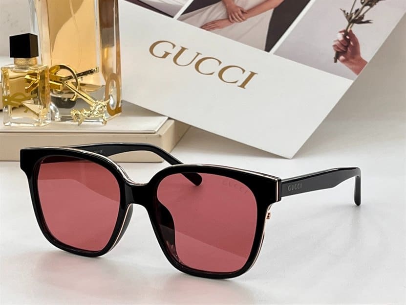 GUCCI SUNGLASSES - GST14