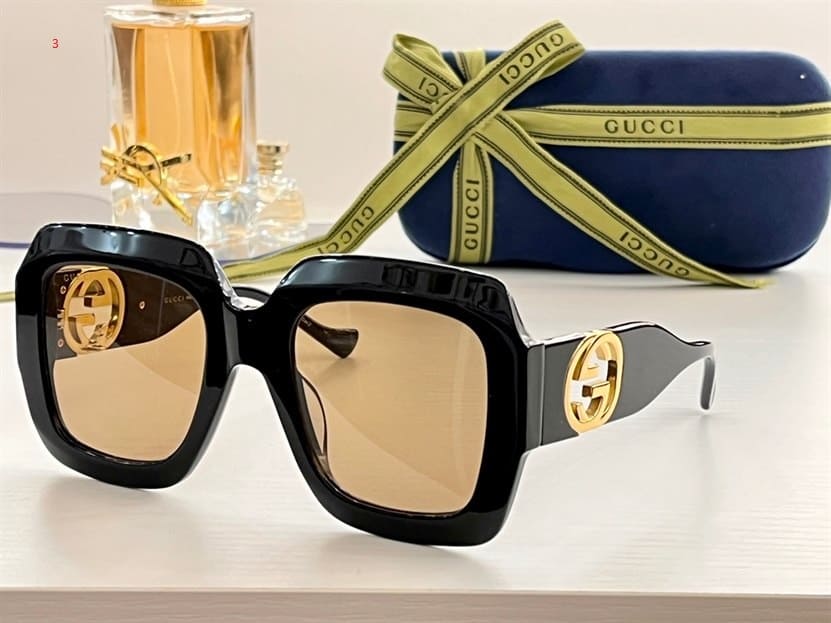 GUCCI SUNGLASSES - GST15
